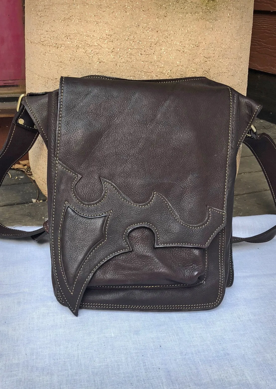 Bird beak side bag