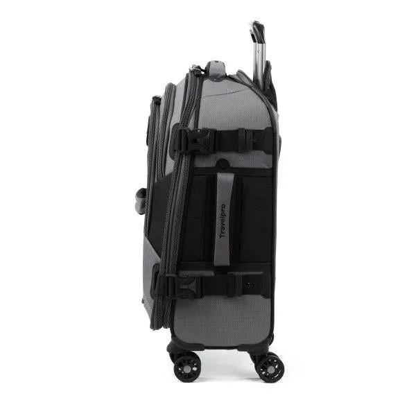 Bold™ by Travelpro® 21" Expandable Spinner