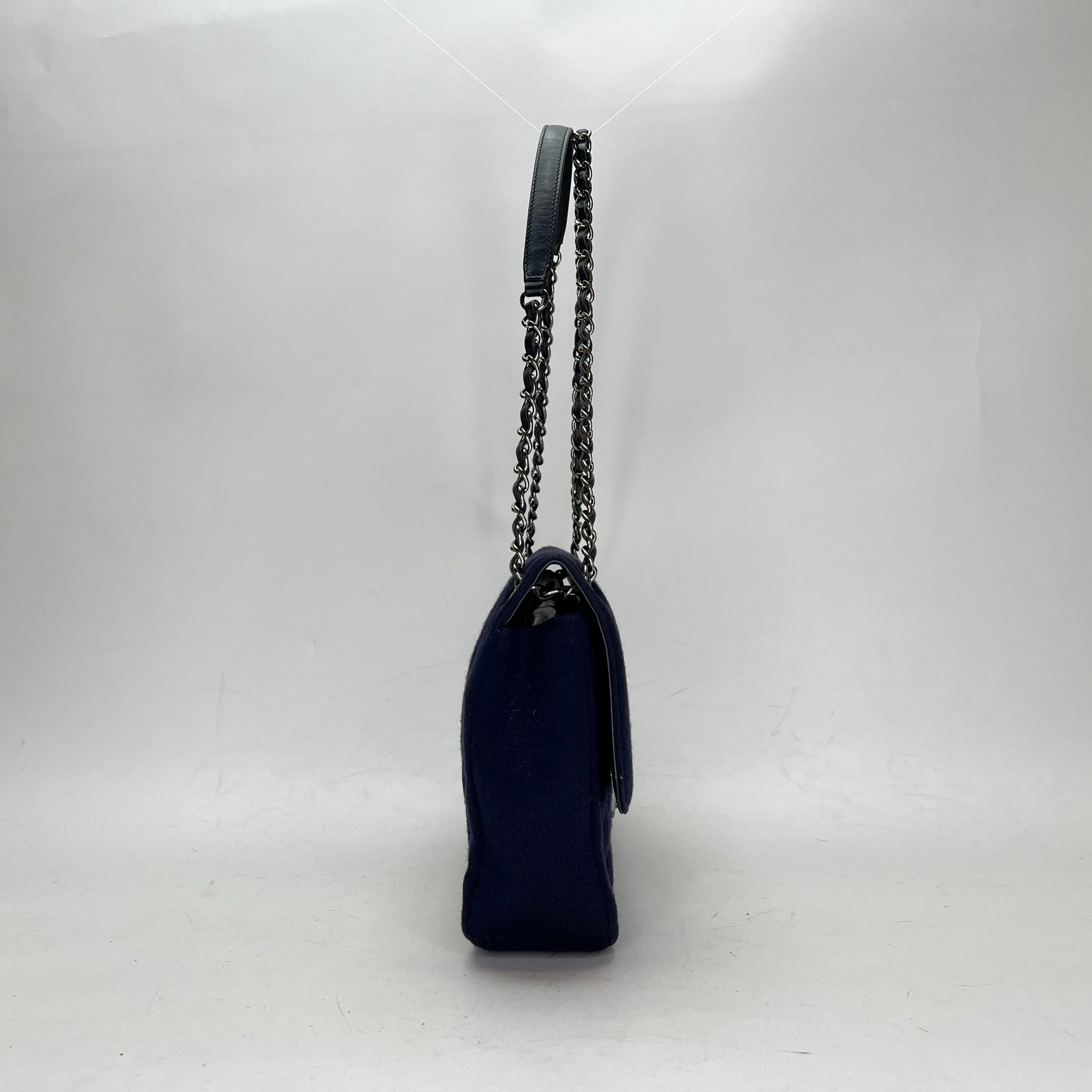 Chic With Me Navy Shoulder Bag in Jersey, Gunmetal hardware